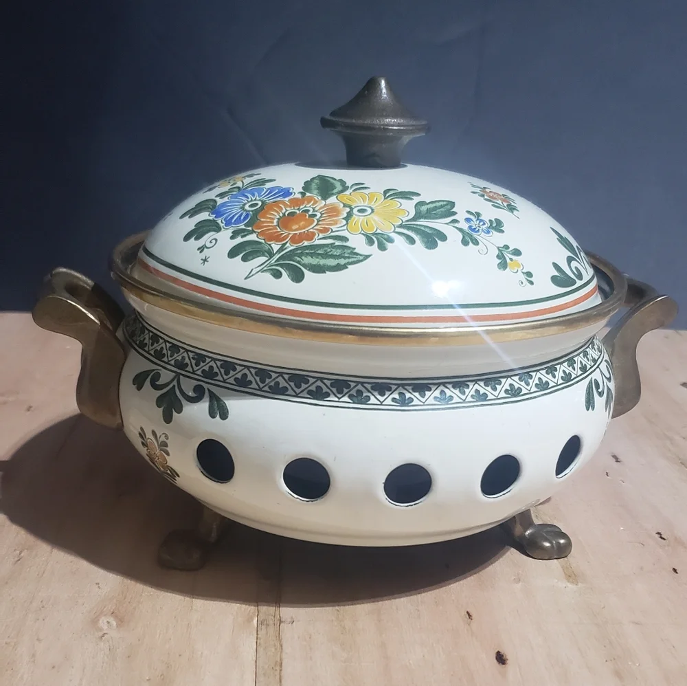 Vintage Fissler Asta Old Amsterdam Pattern Enamelware Warmer Brass Handles